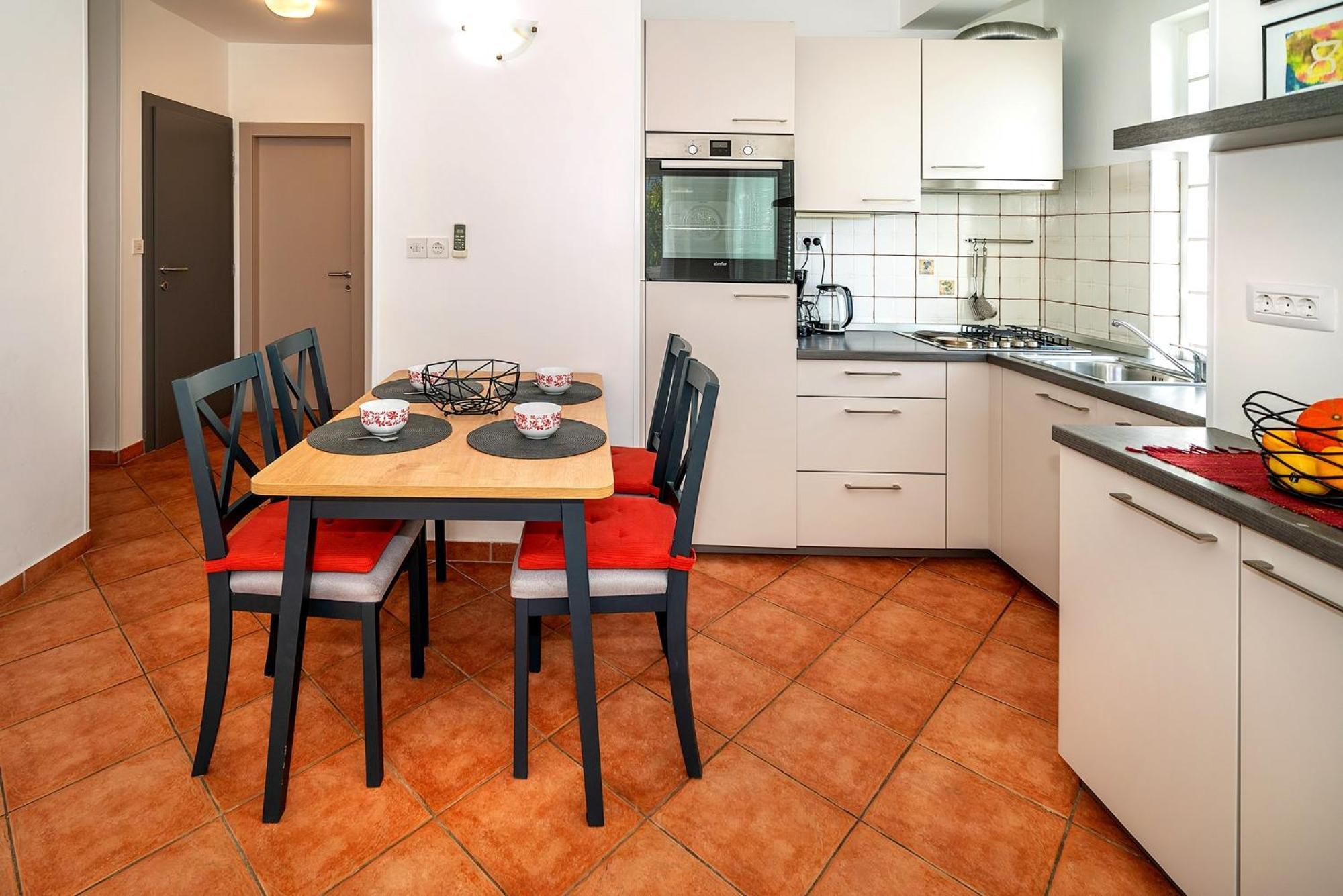 Apartments With Terrace Башка Номер фото